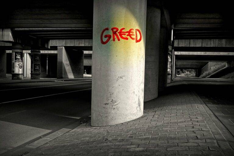 The Power of Habit: Strategies for Building and Breaking Habits for Personal Growth